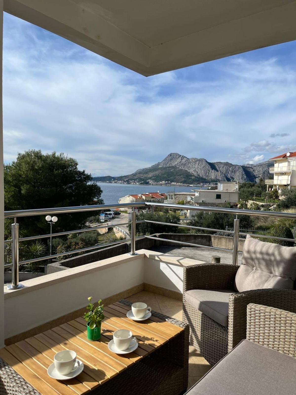Apartment Ines Omiš Exteriér fotografie