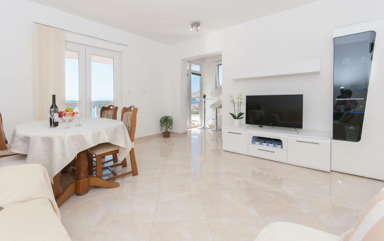 Apartment Ines Omiš Exteriér fotografie